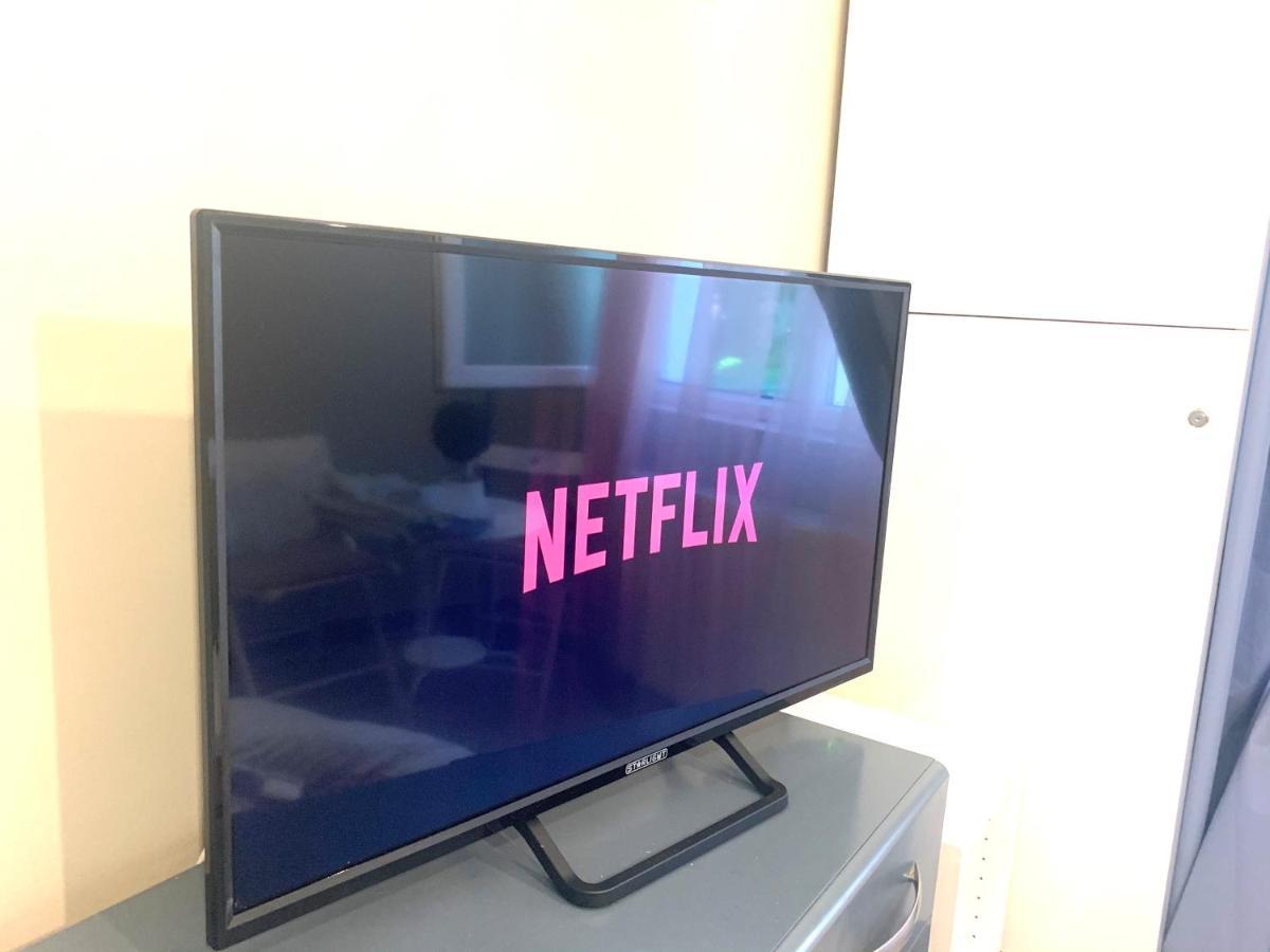 Private Place To Stay Self Check In-Nonstop- Netflix-Wifi Resita Exteriör bild
