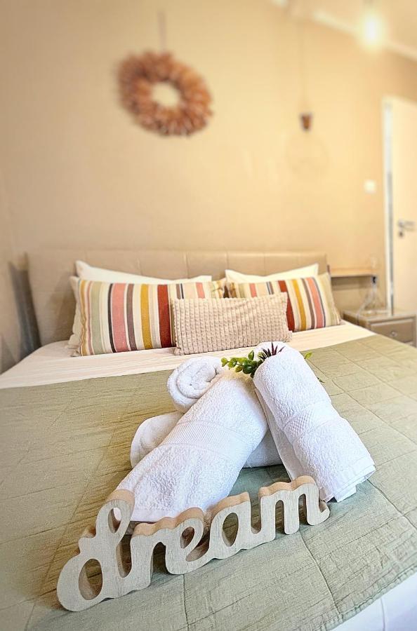 Private Place To Stay Self Check In-Nonstop- Netflix-Wifi Resita Exteriör bild