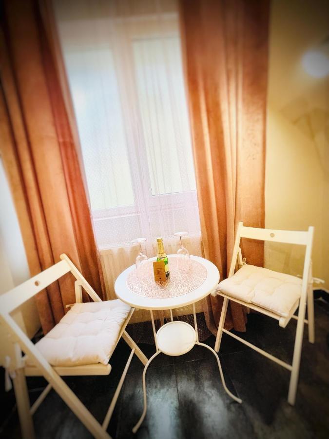 Private Place To Stay Self Check In-Nonstop- Netflix-Wifi Resita Exteriör bild