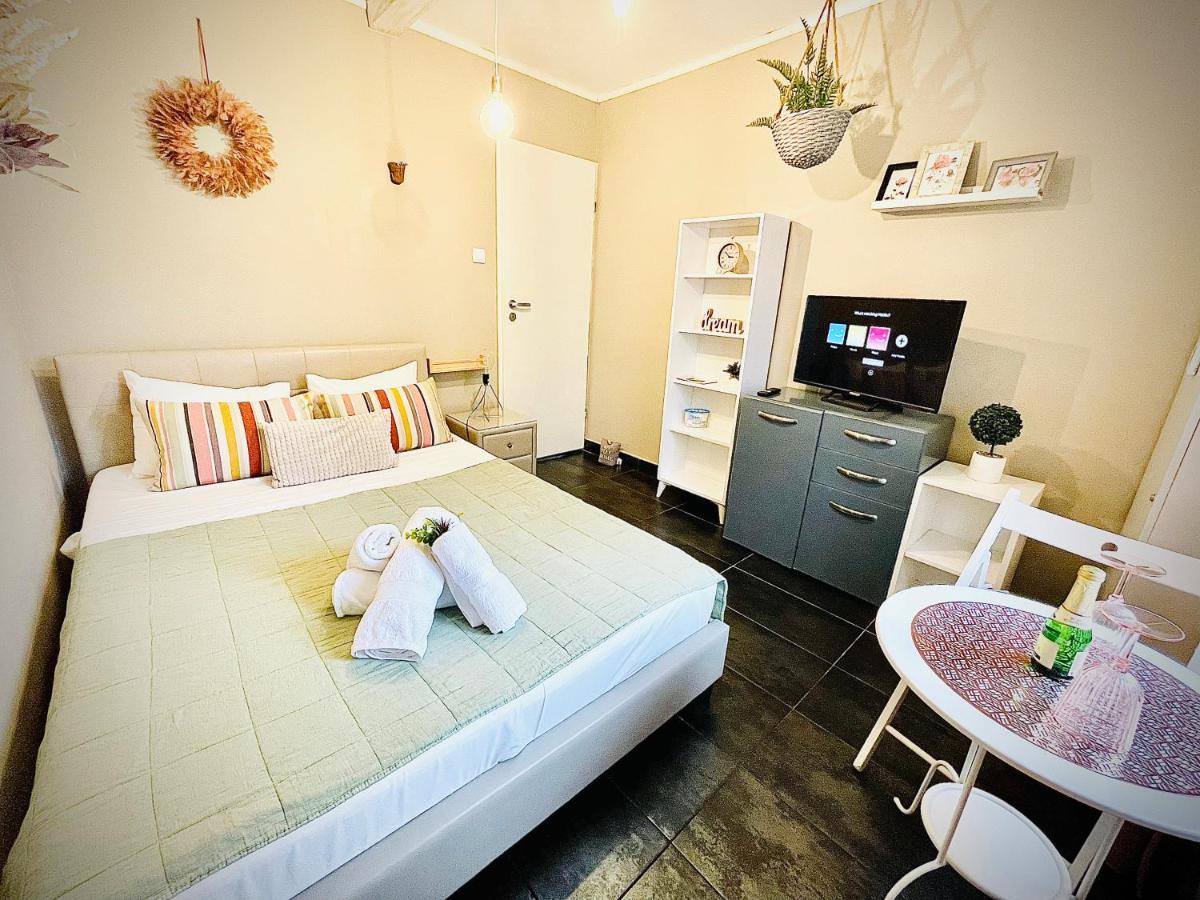 Private Place To Stay Self Check In-Nonstop- Netflix-Wifi Resita Exteriör bild